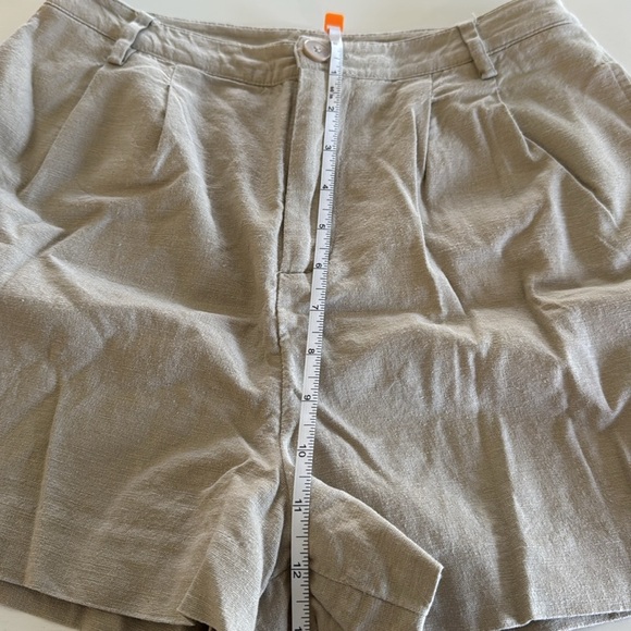 Open Edit Linen Pleated Shorts Size 2 - Picture 10 of 10
